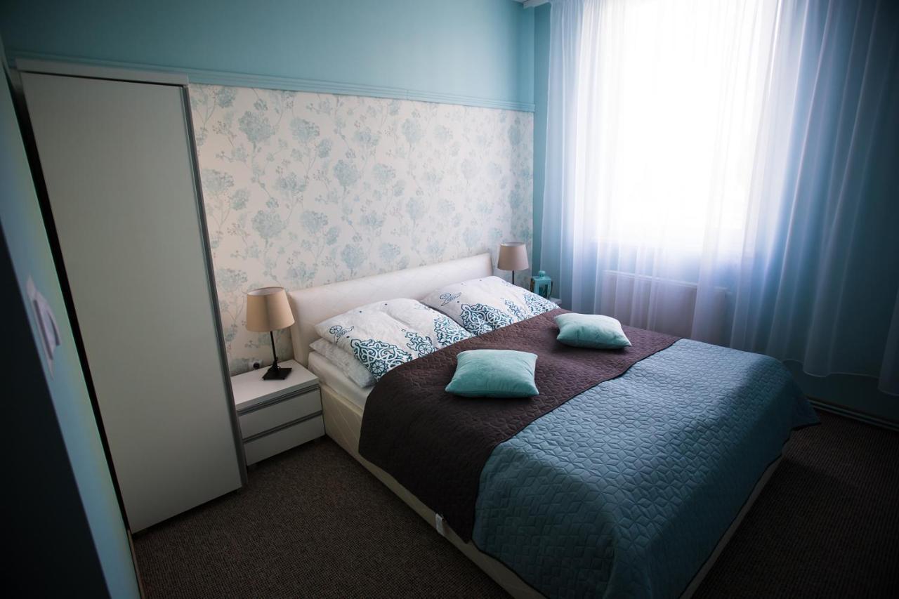 Pokoje Goscinne 30Stka Leczna Esterno foto